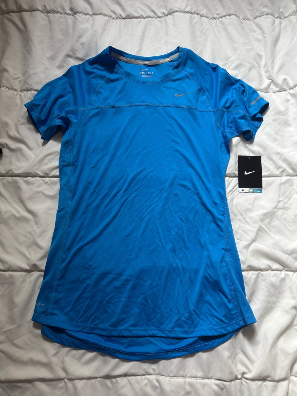 Nike Dri-FIT Women's Short Sleeve Crew Neck 💙